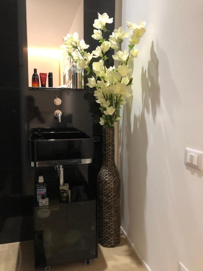 Lux Apartment In Historical Center Of Palermo Luaran gambar