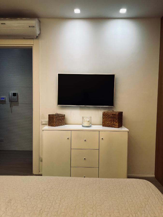 Lux Apartment In Historical Center Of Palermo Luaran gambar
